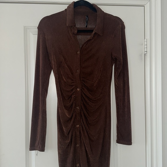 Brown Ruched Midi Dress - Picture 2 of 3